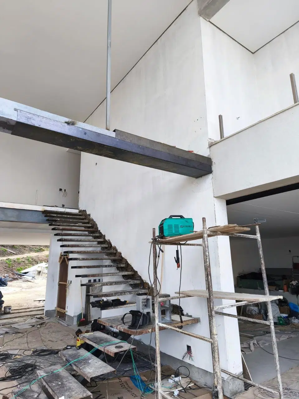 Estrutura Metálica em Indústrias LSH Engenharia 14 Estrutura Metálica em Indústrias LSH Engenharia